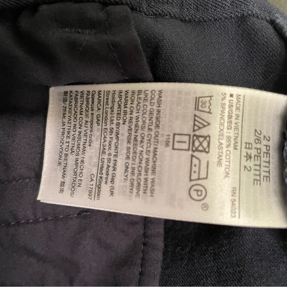 Gap navy capris 2P - Picture 6 of 9